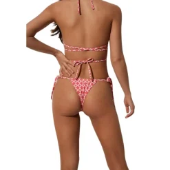 Braguita biquini Ysabel mora Braga Brasileña