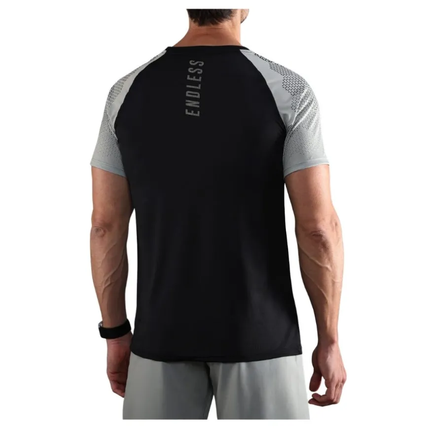 Camisetas manga corta Endless Camiseta Feisty Hexagon
