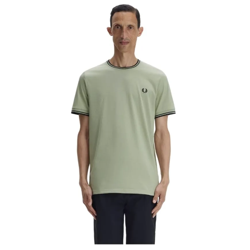 Camisetas manga corta Fred perry Twin Tipped T-Shirt