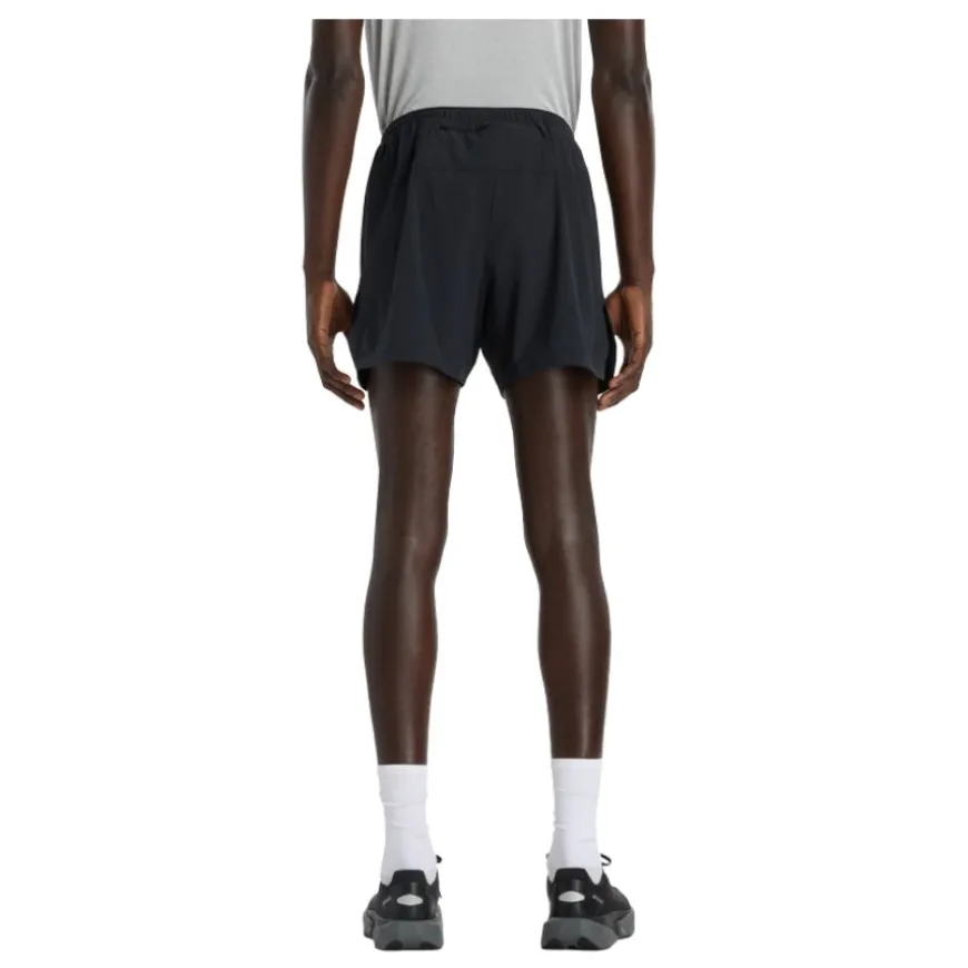 Pantalones New balance Athletics Run Short 5