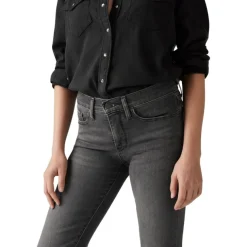 Pantalones tejanos Levis 314 Shaping Straight