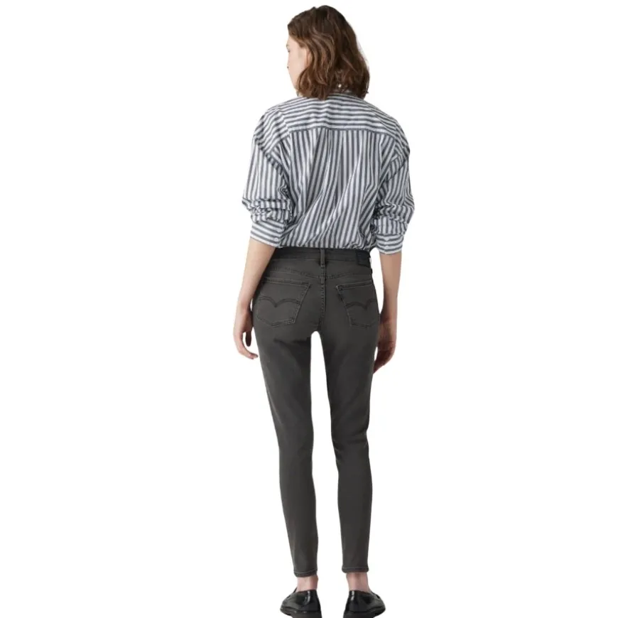 Pantalones tejanos Levis 711 Skinny