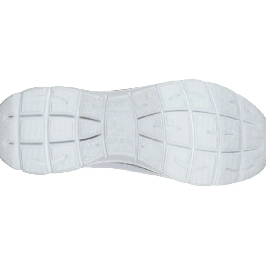 5022 Skechers Summits