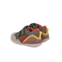 Zapatos Biomecanics Sauvage